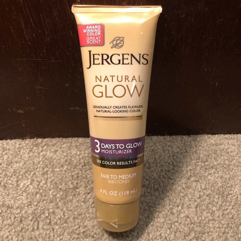 Jergens Natural Glow Moisturizer Fair to Medium Skin Tones 4oz - Gradual Self Tanning Lotion