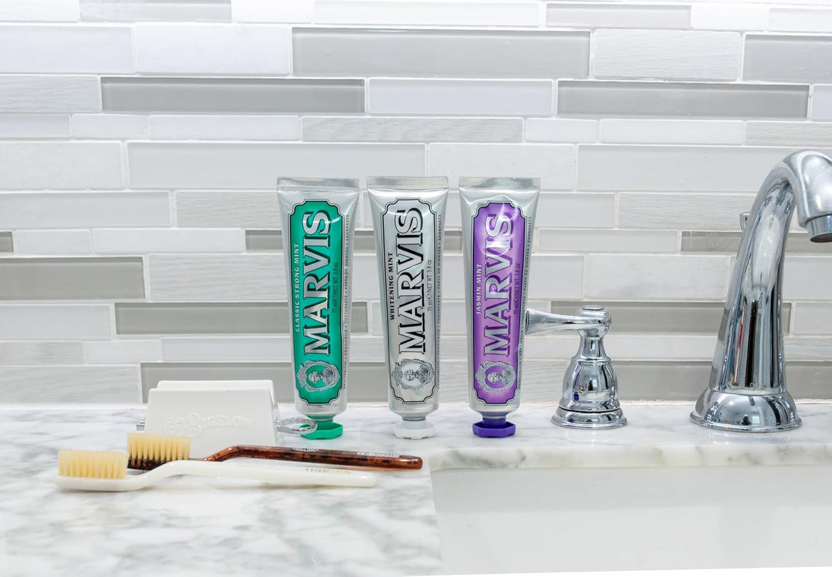 Whitening Mint Toothpaste - Long-Lasting Fresh Breath & Bright Smile