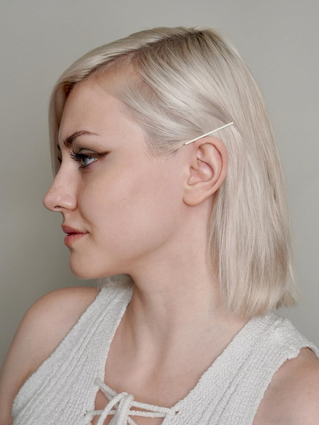 White 2-Inch Wavy Bobby Pins - 48 Pack Hair Styling Accessories