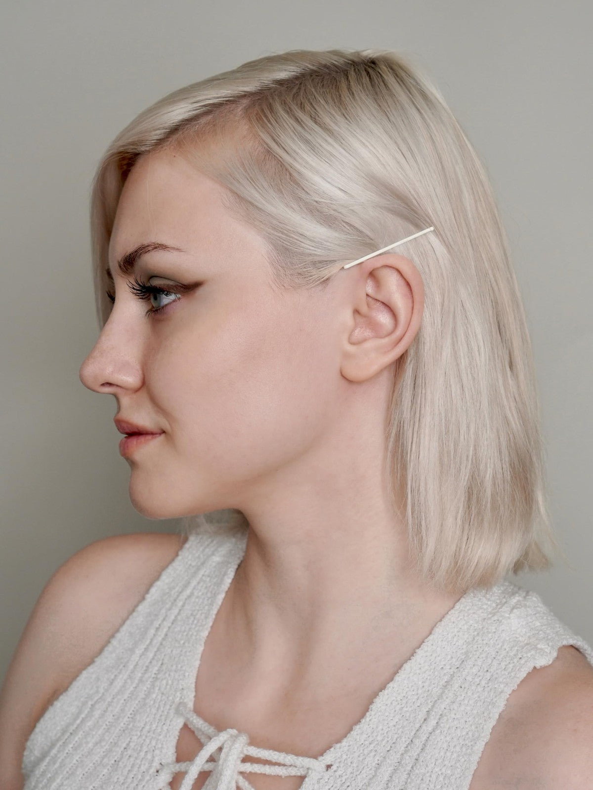 White 2-Inch Wavy Bobby Pins - 48 Pack Hair Styling Accessories