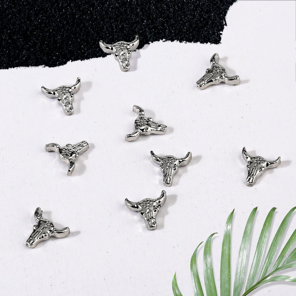 50pcs Cowboy Bull Head Nail Charms Halloween Retro Nail Art Decorations