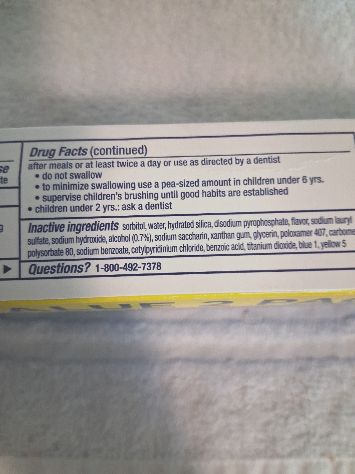 Crest Outlast Whitening Toothpaste Mint 2 x 5.4oz - Dental Oral Care