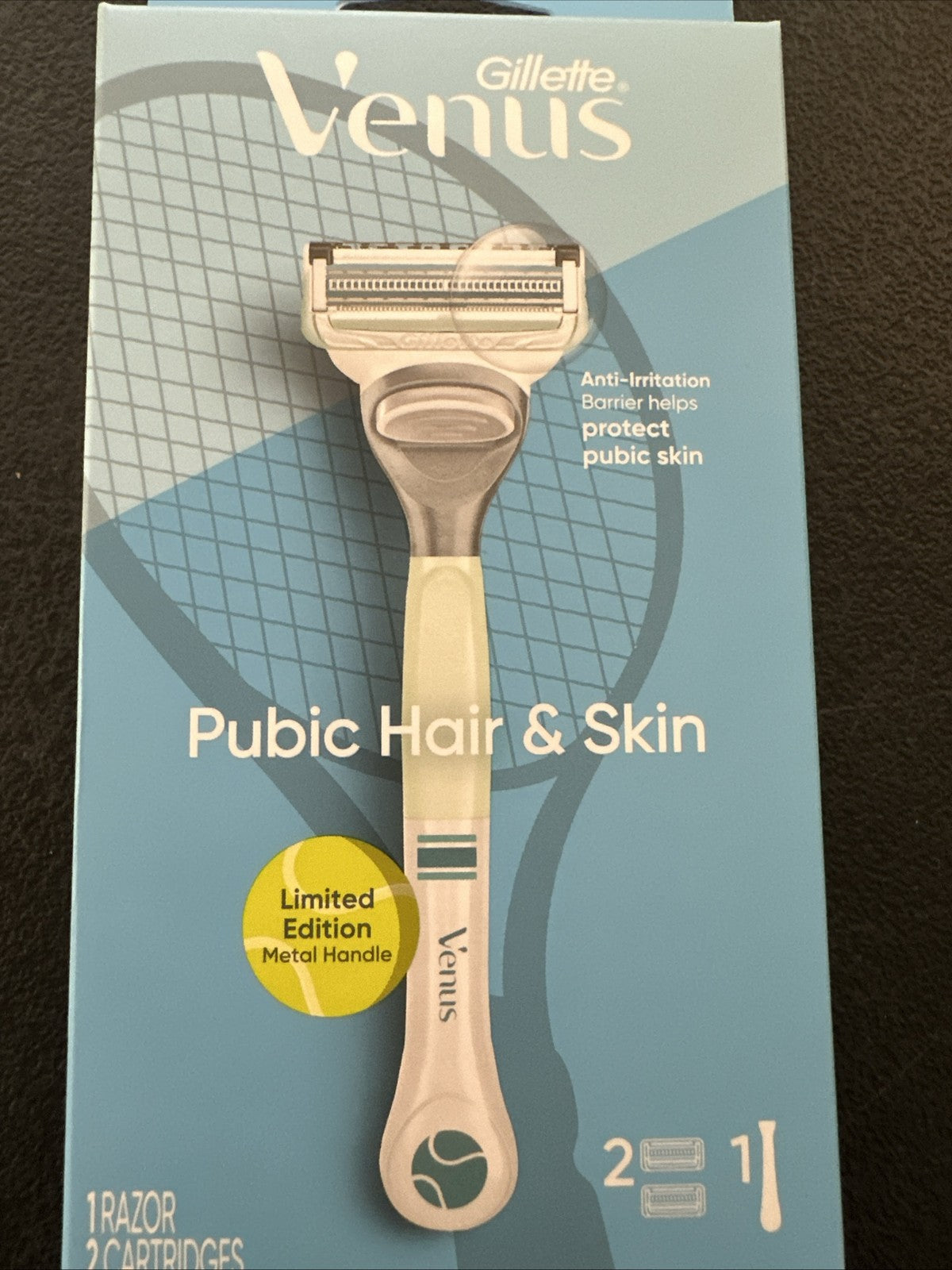 Gillette Venus Pubic Hair & Skin Razor Limited Edition with 2 Cartridges