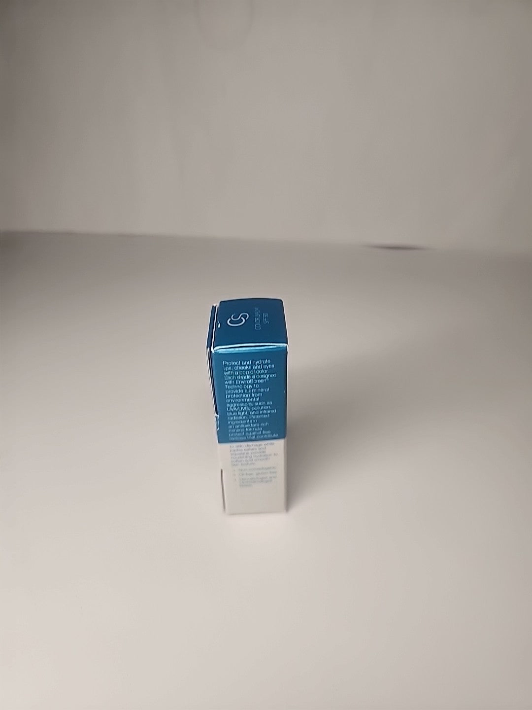 SPF50 Color Balm Lip Moisturizer Berry - Total Sun Protection