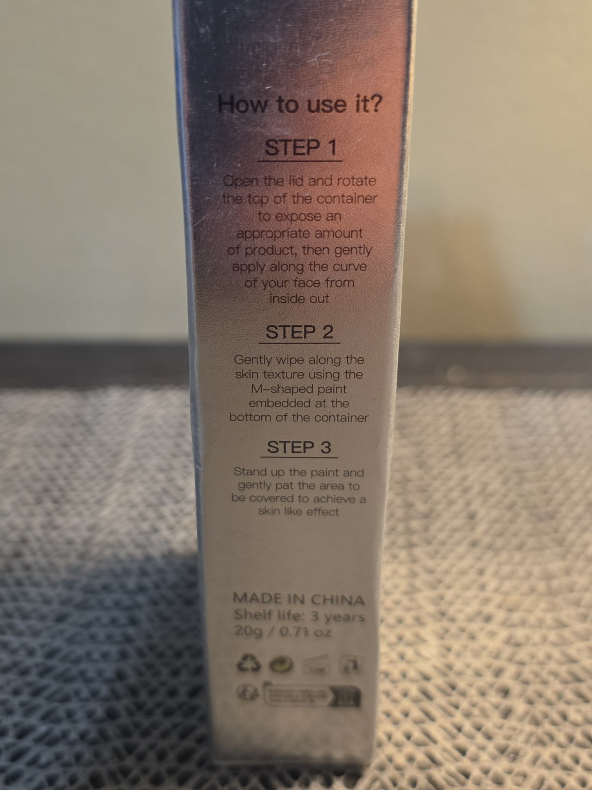 3-in-1 SPF 50 Anti-Wrinkle Sunscreen Foundation Stick Light Skin