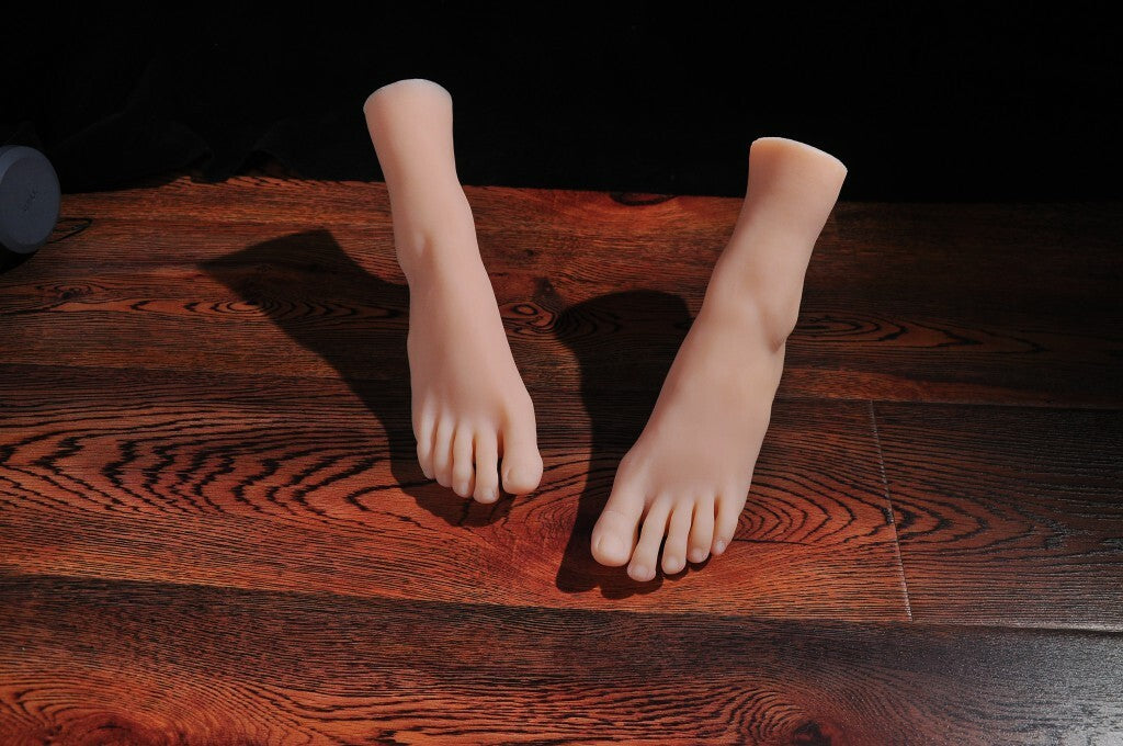 High Simulation Fake Foot Model with Built-in Bone - Silicone Foot Replica