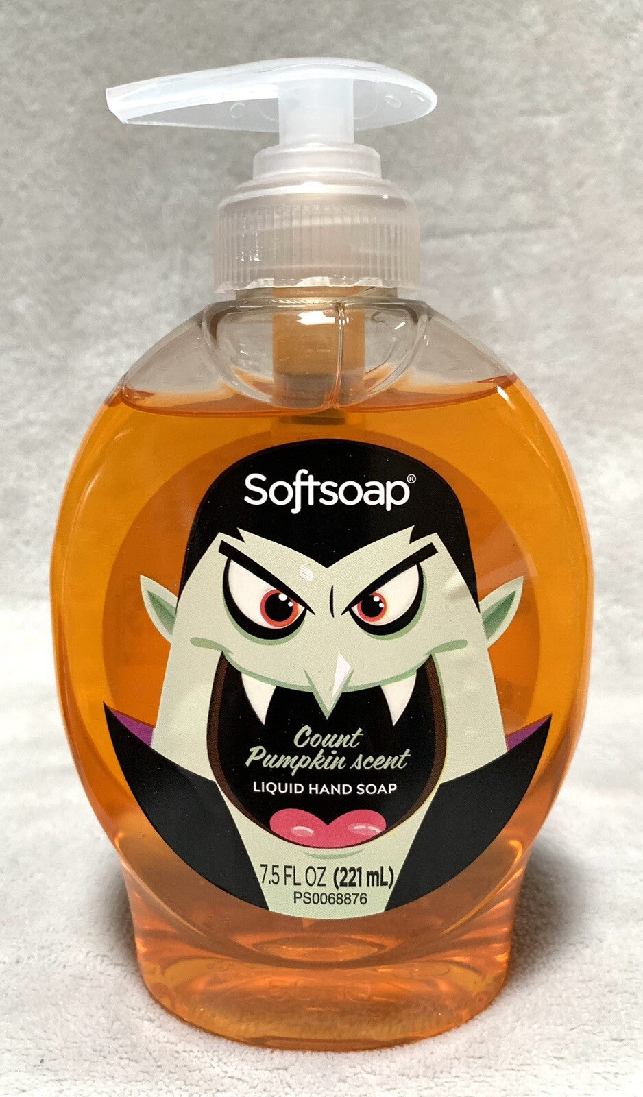 Lot of 4 Halloween Themed Liquid Hand Soap Pump Bottles - Pumpkin Scent