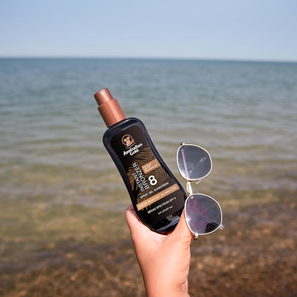 Moisturizing Sunscreen with SPF 8 and Instant Bronzer - Water Resistant
