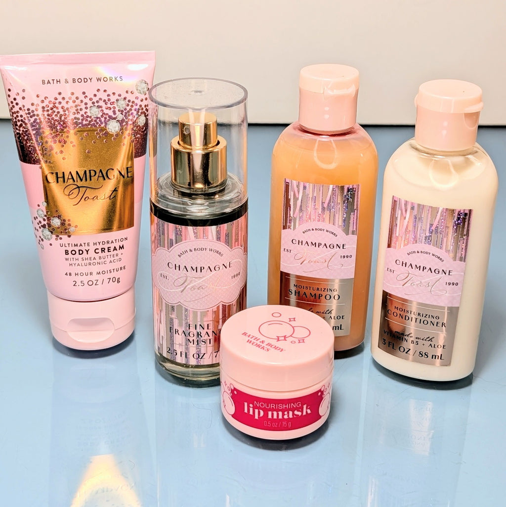 Travel Set Includes Mist Cream Shampoo Conditioner & Lip Mask - 5 Pieces