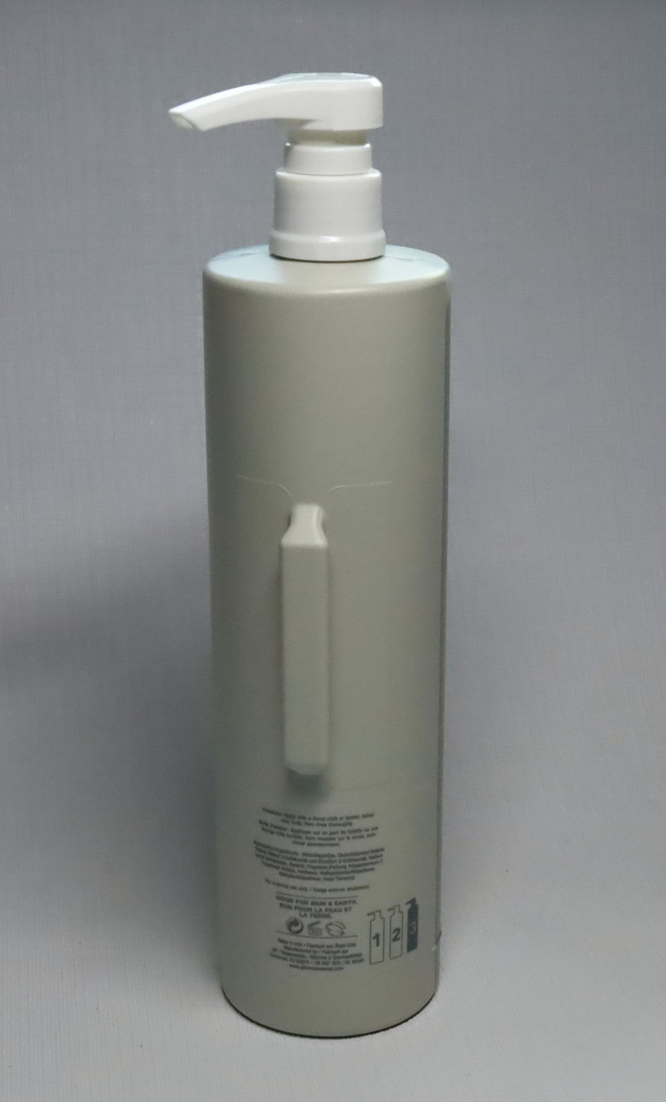 Gilchrist & Soames Zero % Shower Gel 15oz - Hotel-Quality, Naturally Kind Formula (Qty 4 Bottles)