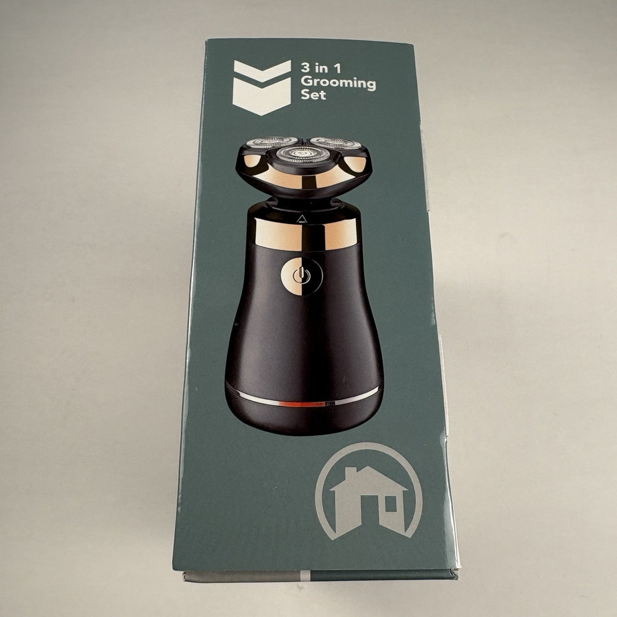 3-in-1 Facial Hair Grooming Set with Shaver and Trimmer - Gold