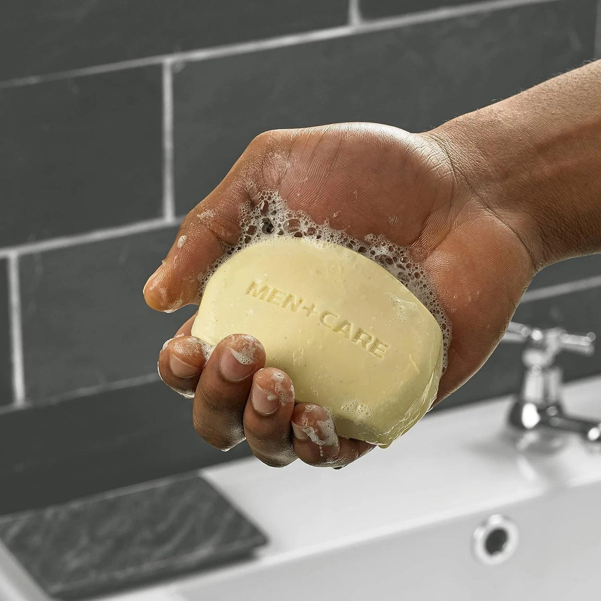 Men's 3-in-1 Body, Face & Shaving Bar - Hydrating & Refreshing 3.75oz x8