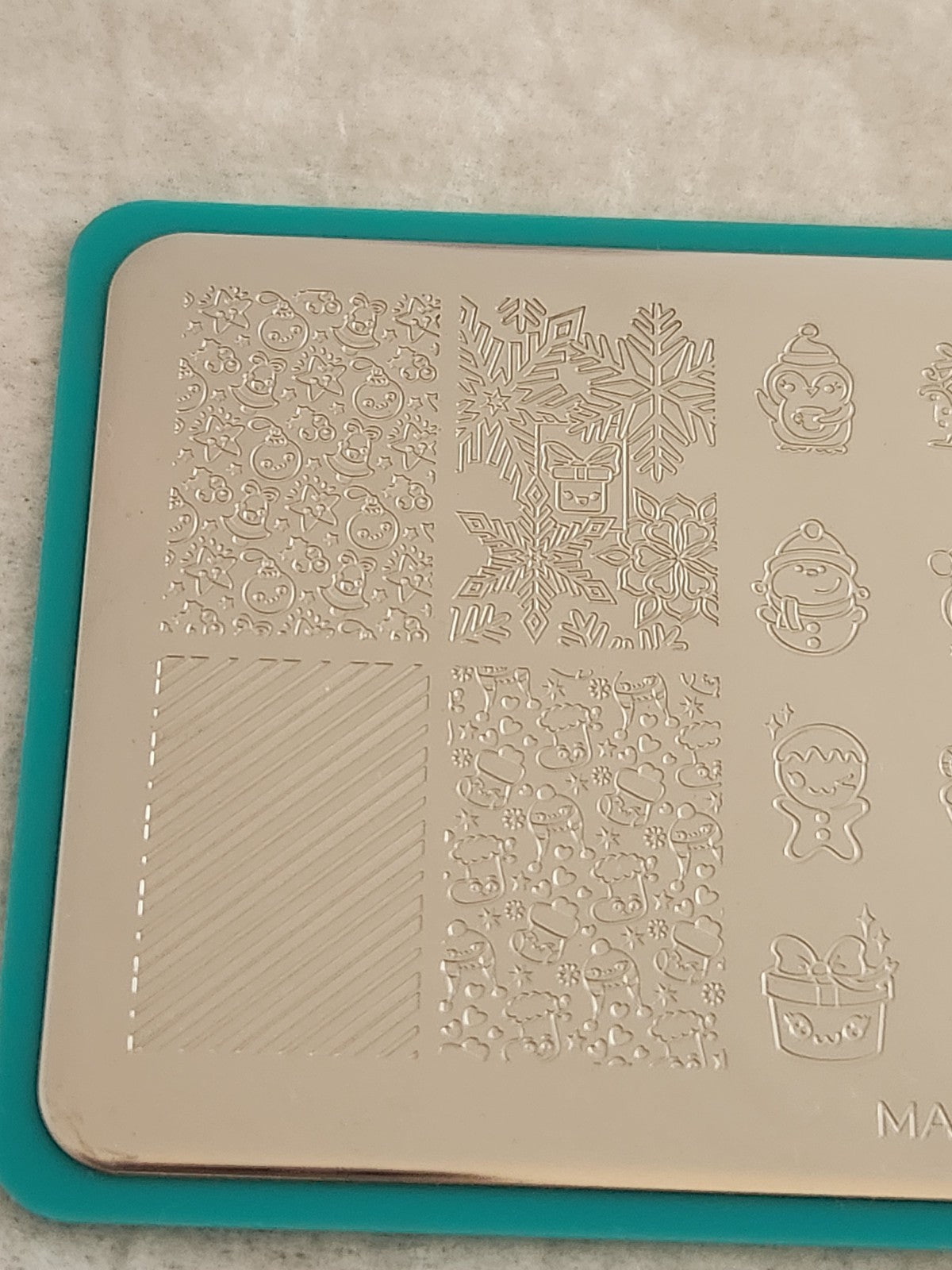 Maniology Nail Stamping Plate M039 - Kawaii Christmas Design