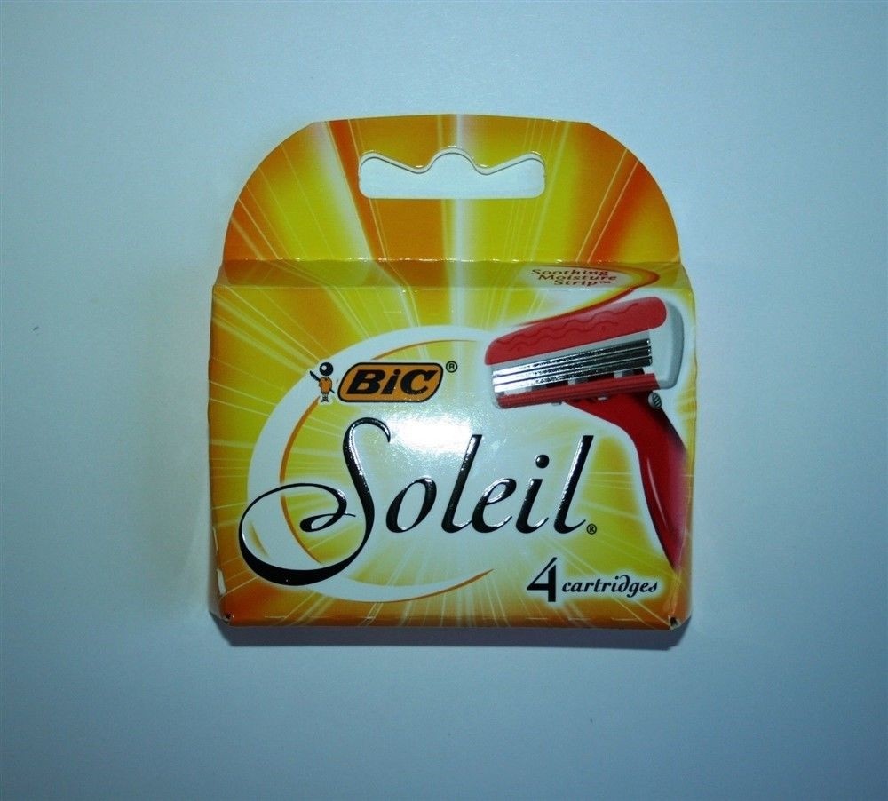 16 Pcs Razor Blade Refills for Shaving, 3-Blade Cartridges for Women Razors
