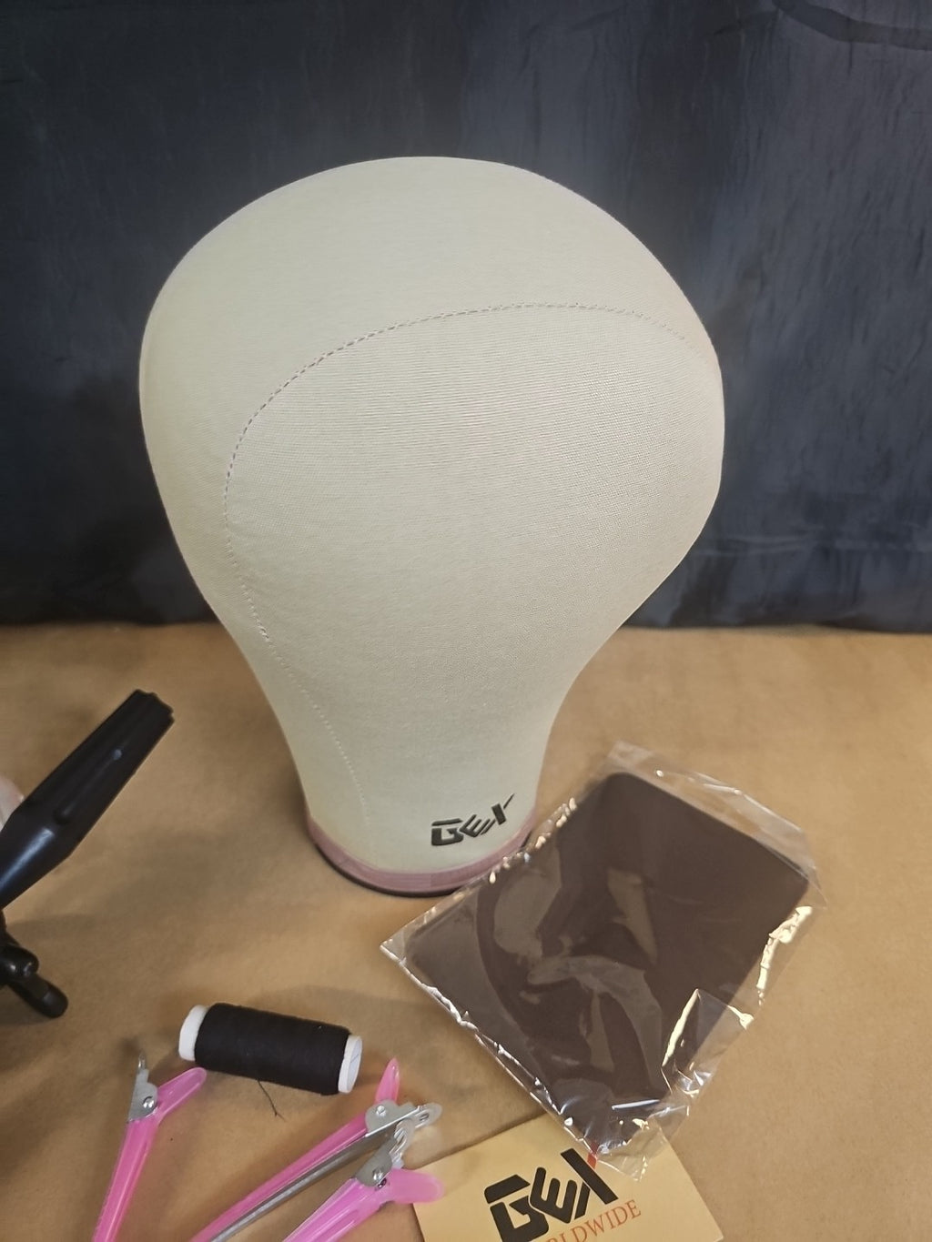 20-24 Inch Cork Canvas Mannequin Head for Wig Display and Styling