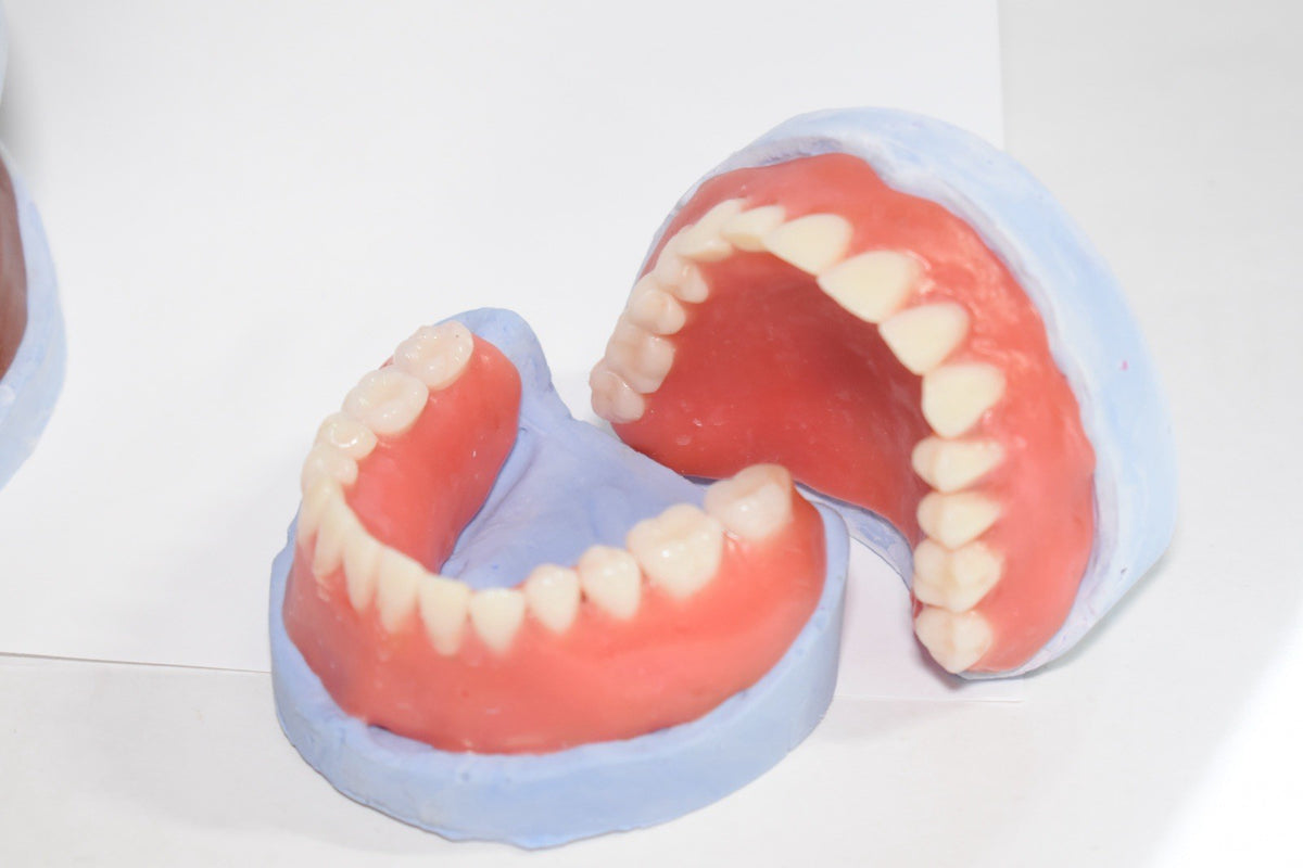DIY Denture Kit with Alginate for Custom Fit Upper & Lower Teeth - Complete Home Impression Set