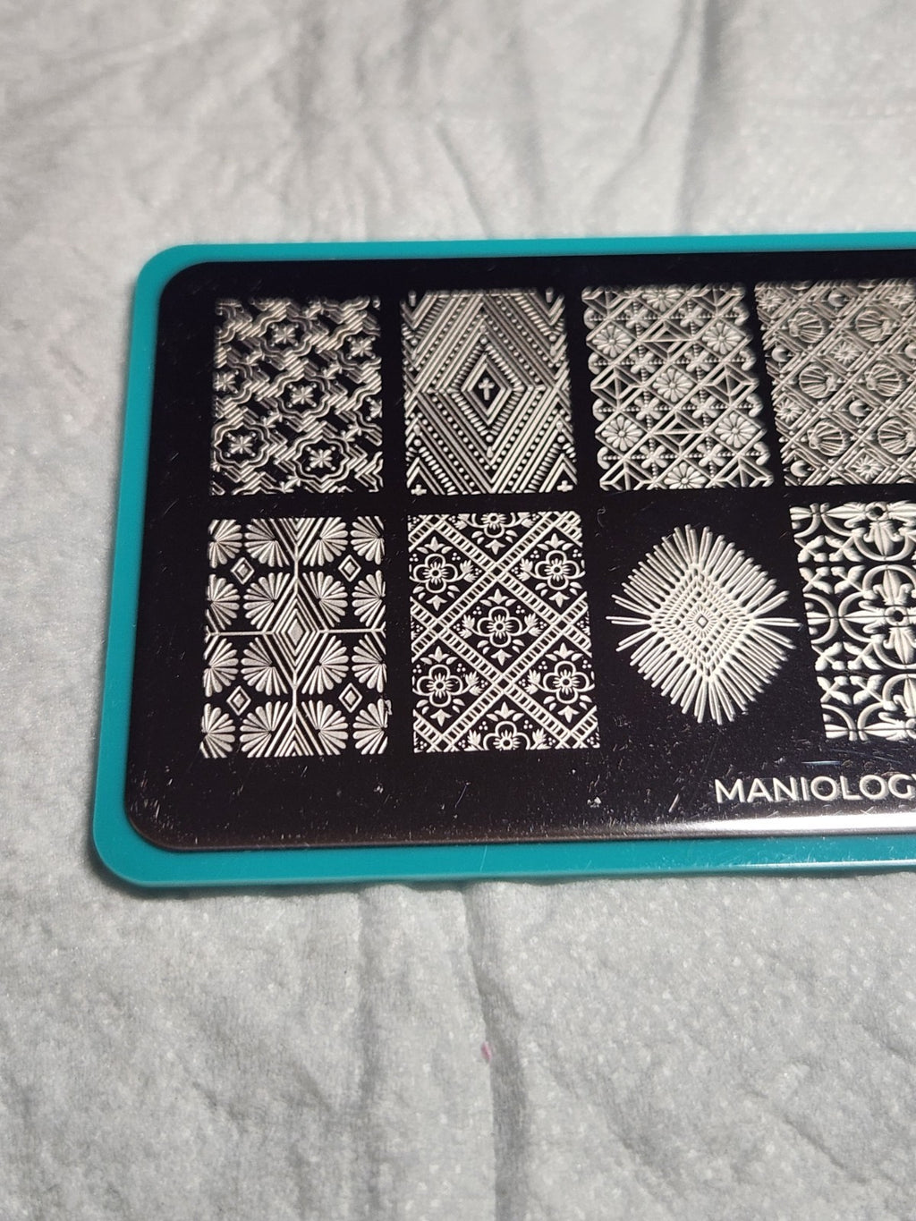 Maniology Nail Stamping Plate M014 Wild Heart - Nail Art Template