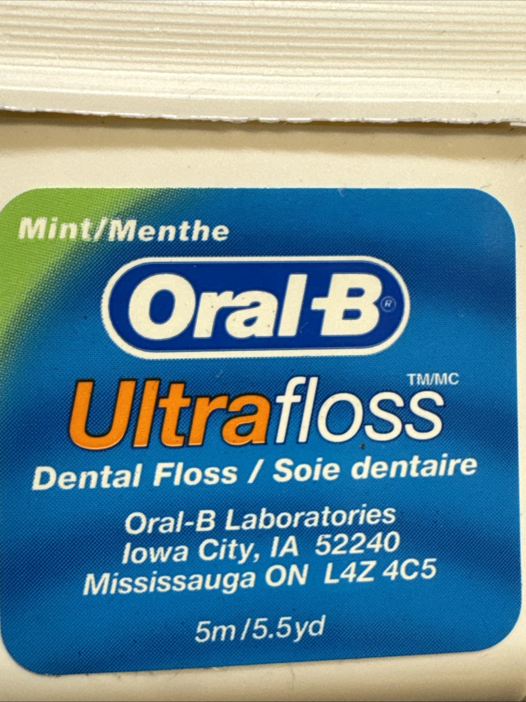 Oral-B Ultra Floss Mint Dental Floss 20 x 5.5 Yards - Easy & Effective