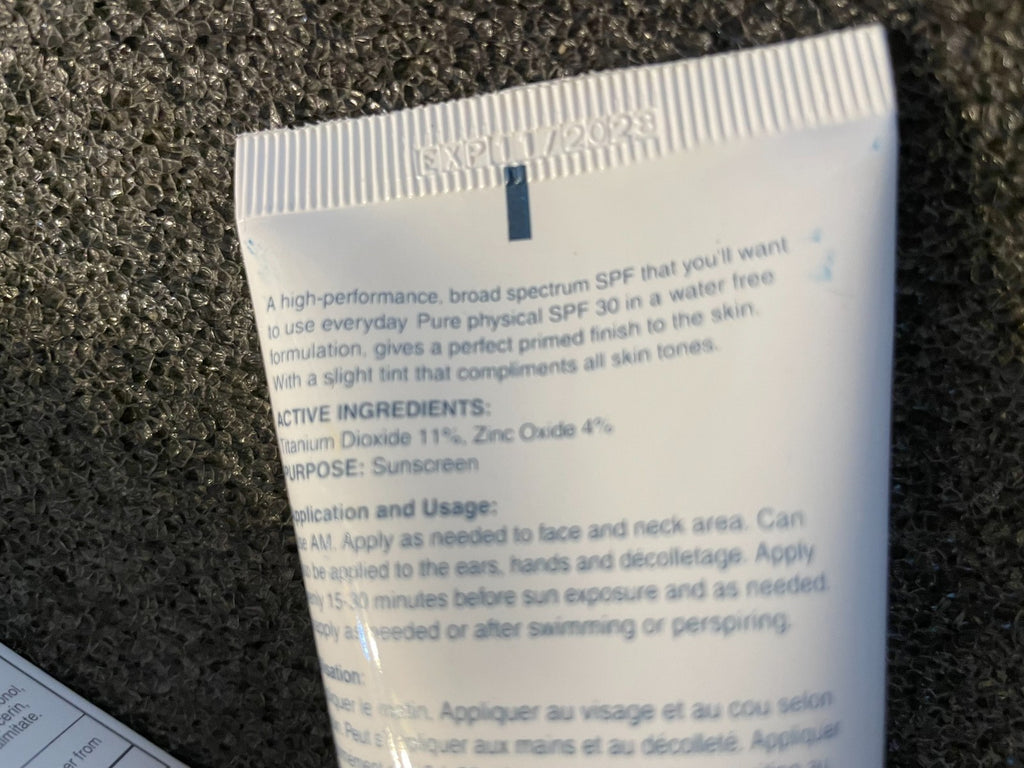 Tinted Mineral Sunscreen SPF 30 Broad Spectrum 2 oz - GLOWBIOTICS MD