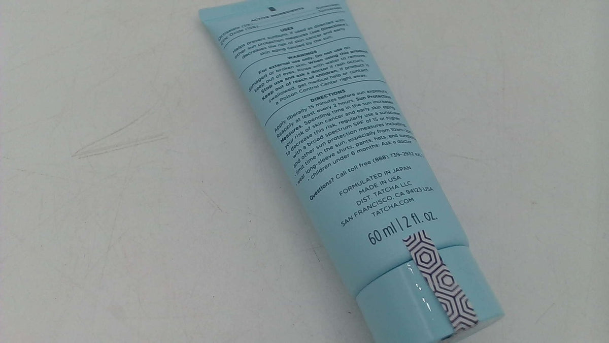 Sunscreen SPF 35 - Lightweight Pore-Blurring Facial Sun Protection 2oz