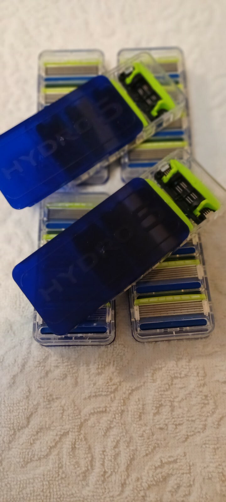 24 Schick Hydro 5 Sensitive Razor Blade Refills - 5 Ultra-Glide Blades for Men
