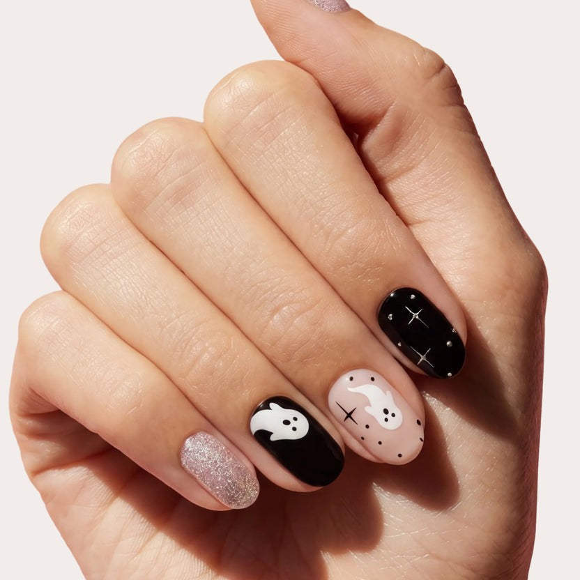 Halloween Nail Strips - Ghostly Touch Glowing in Dark 32 Glossy Designs
