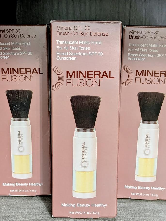 Mineral Fusion SPF 30 Brush-On Mineral Sunscreen Translucent Matte Finish 0.14 oz