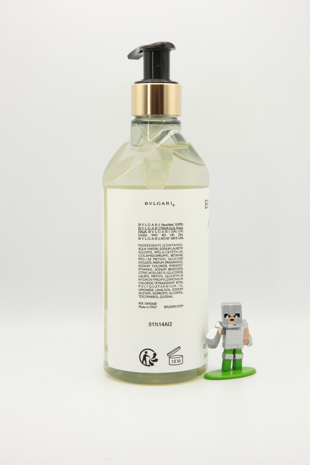 BVLGARI Eau Parfumée au Thé Blanc 300ml Shampoo & Shower Gel - Luxury Fragrance
