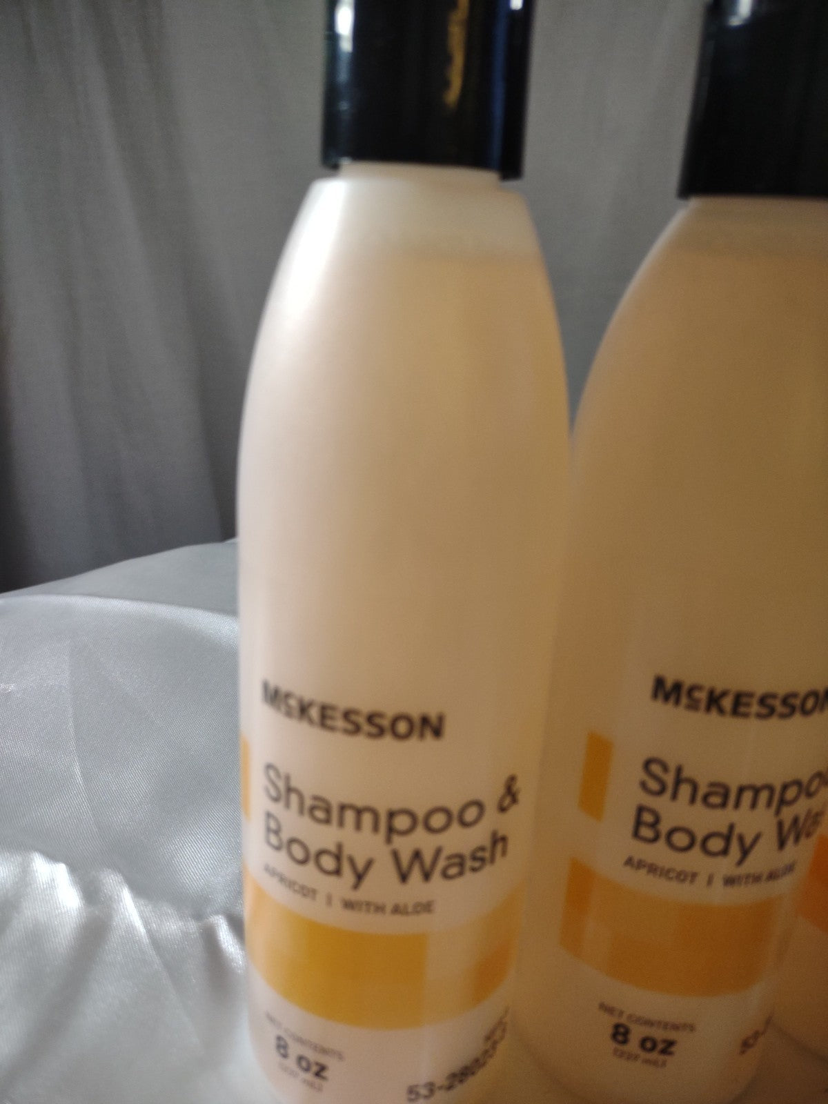 Apricot Scent Body Wash & Shampoo Set - 8 oz, Pack of 3