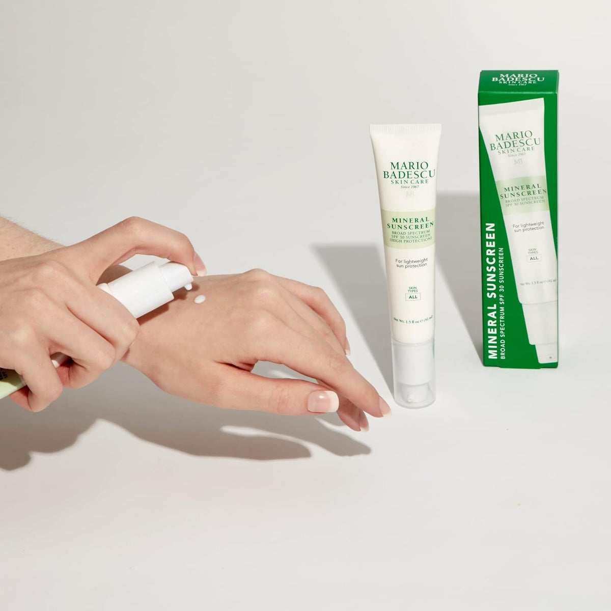 Mineral Sunscreen SPF 30 for All Skin Types Reef Safe - Lightweight & Fast-Absorbing