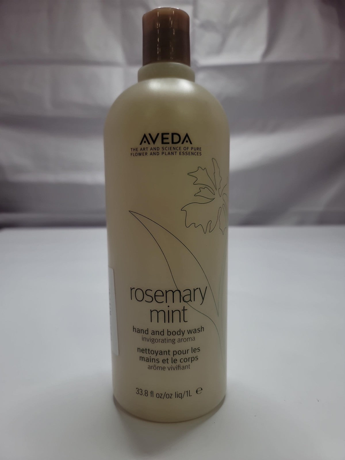 Aveda Rosemary Mint Hand & Body Wash Liquid Soap 33.8 Fl Oz