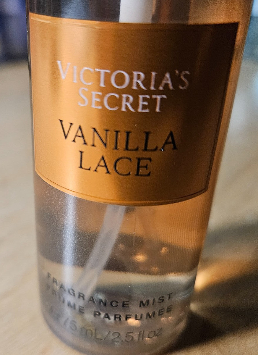 Body Mist Spray - Vanila Lace Fragrance, 2.5 oz / 75ml, Soft & Sweet Scent