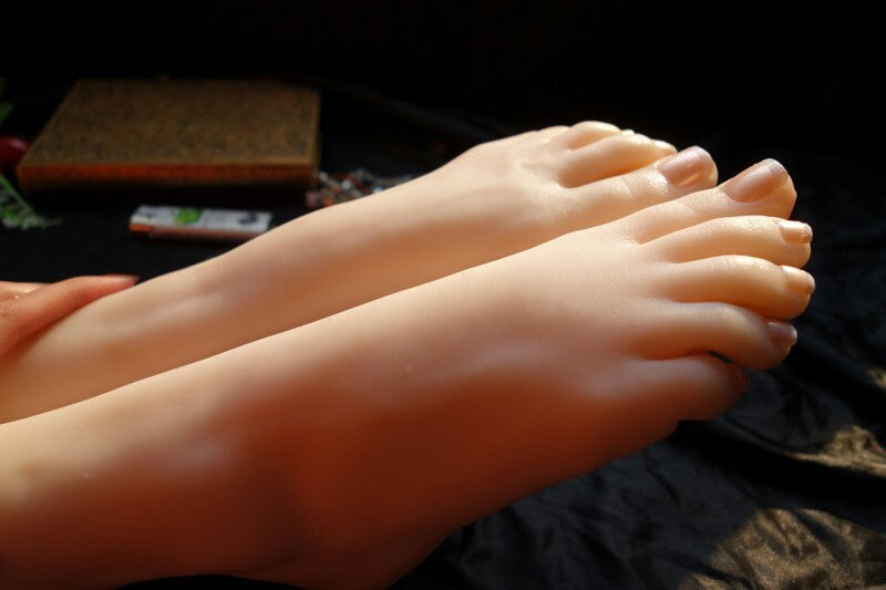 Lifelike Silicone Female Foot Mannequin for Jewelry & Display - Size 36