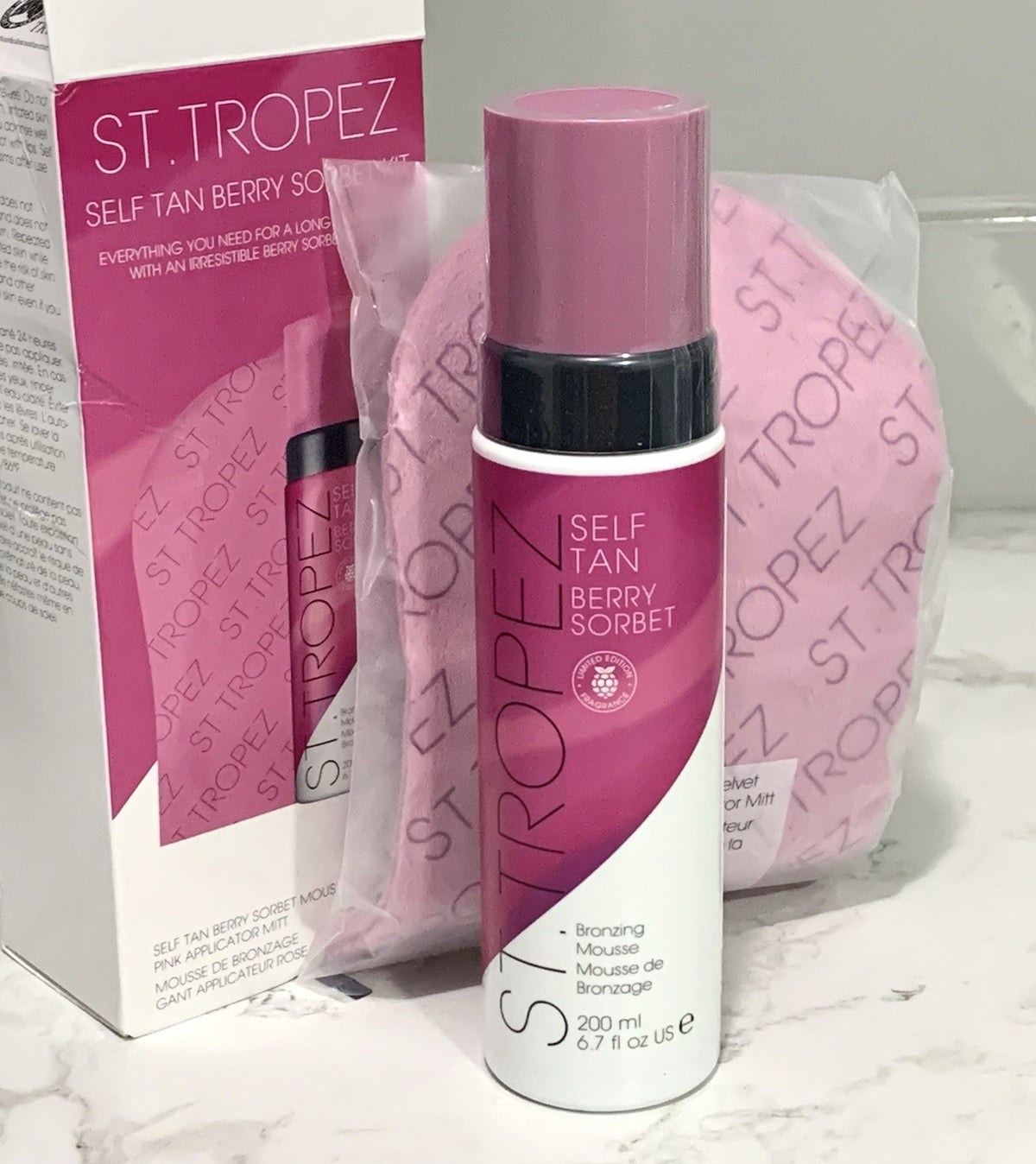 Self Tanner Mousse with Pink Applicator Mitt - Berry Sorbet, 6.7 oz