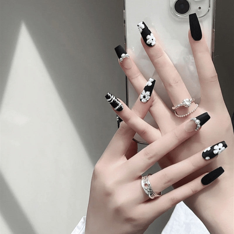 48 Pcs Black White Flower Press on Nails Medium Coffin Matte Fake Nails