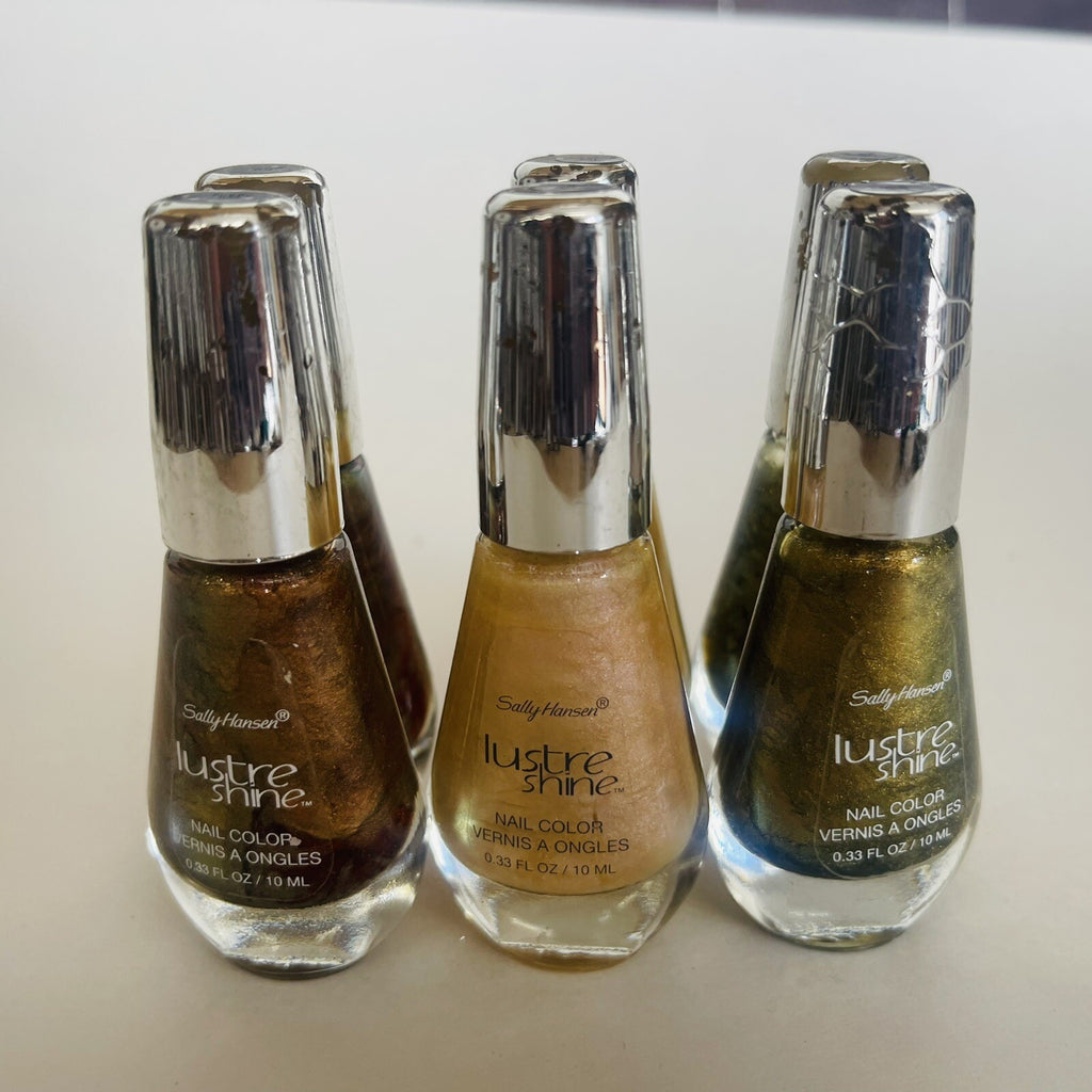 Set of 6 Multicolor Nail Polish with Shiny Lustre Finish and Peeling Cap - Nail Care