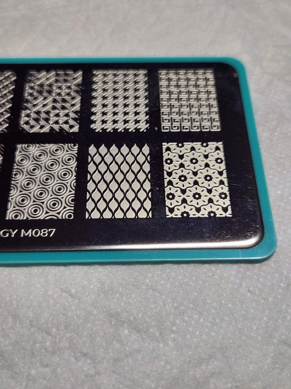 Maniology Nail Stamping Plate M087 Patterns for Nail Art