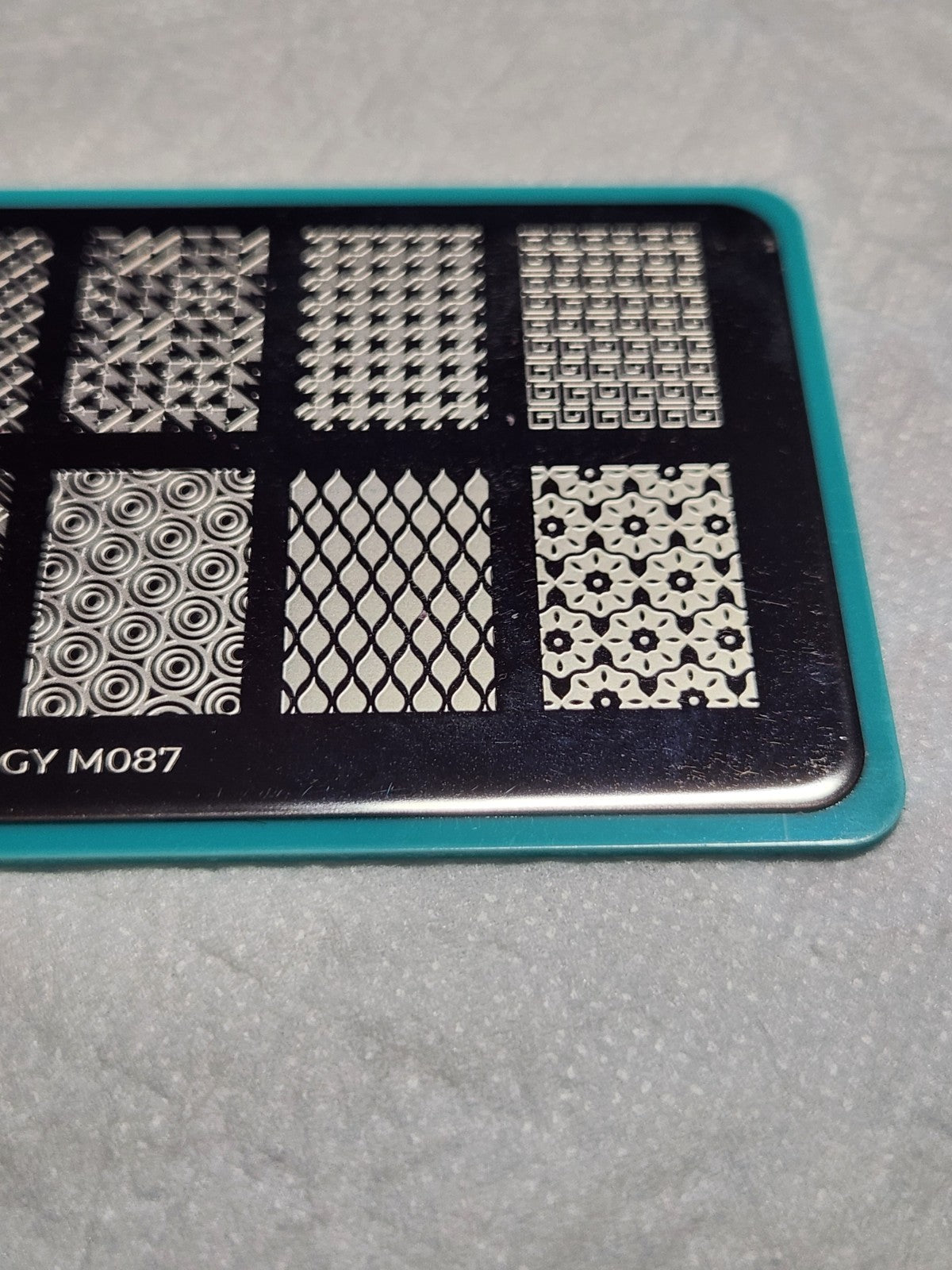 Maniology Nail Stamping Plate M087 Patterns for Nail Art