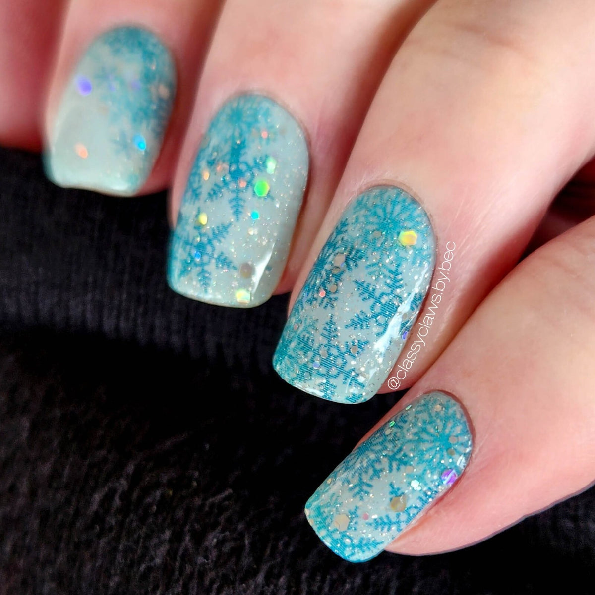Color Street Snow Wonder Nail Strips - Easy DIY Manicure