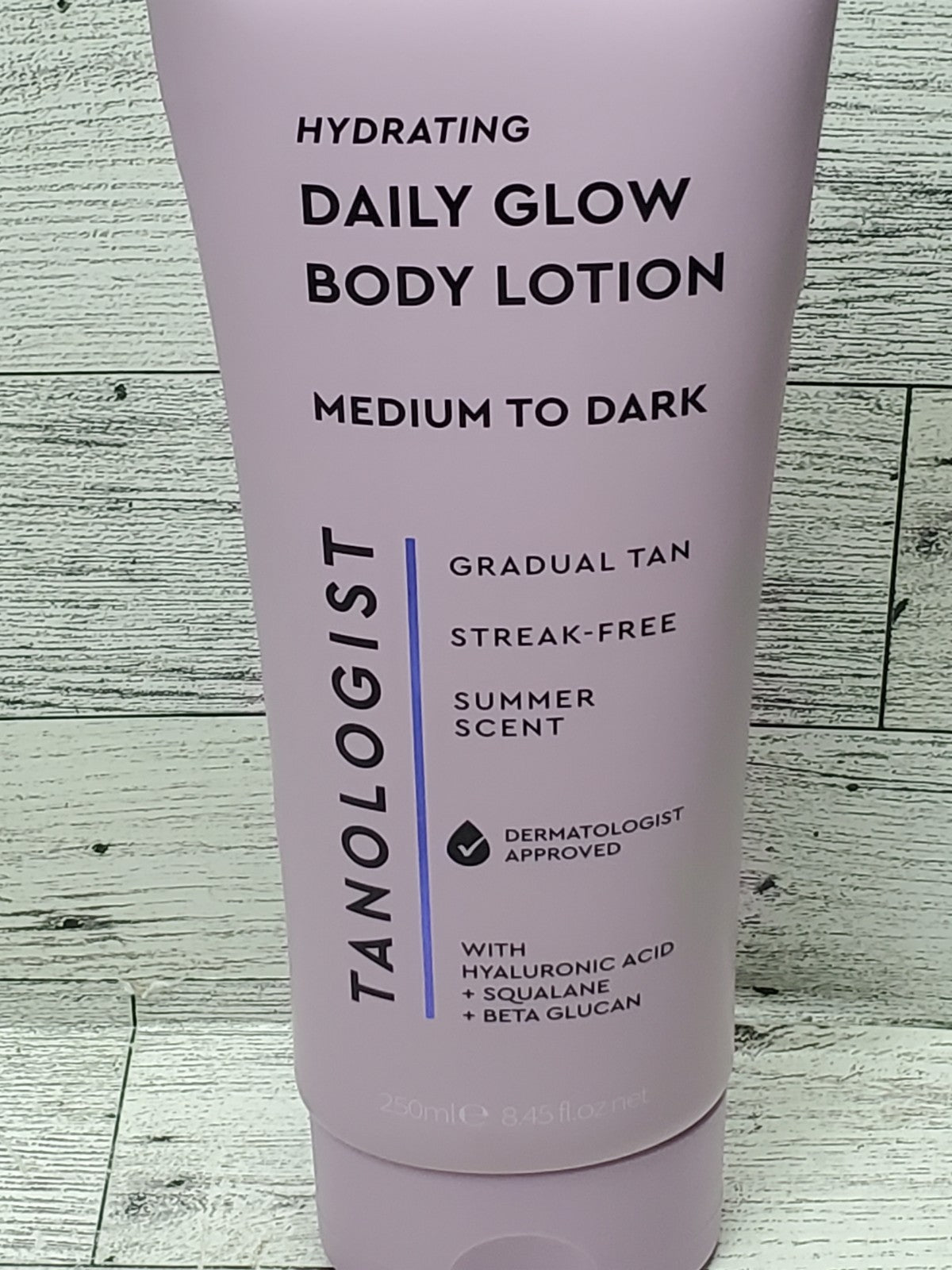 Hydrating Daily Glow Body Lotion for Medium/Dark Skin - 8.45 fl oz