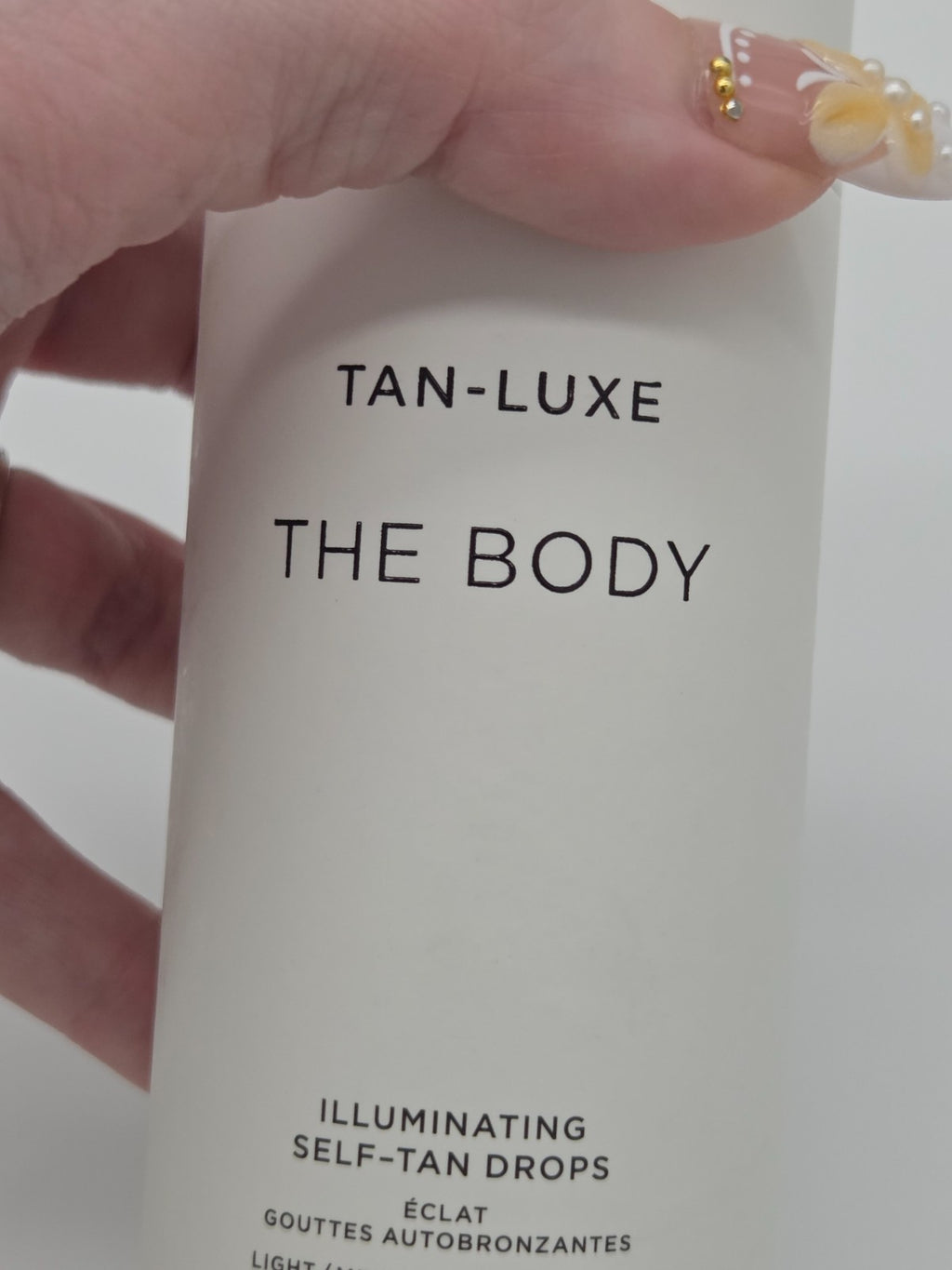 Self Tanner Drops for Body - Light/Medium Glow, Hydrating & Customizable