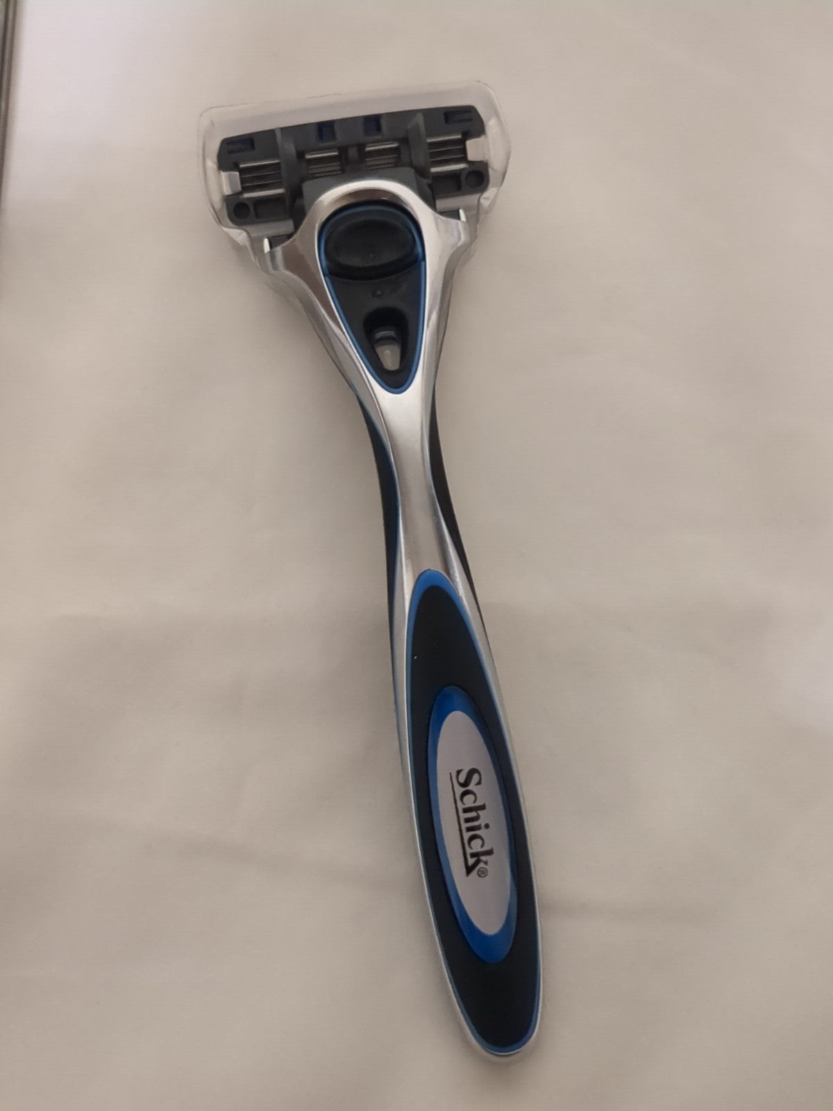 Schick Hydro 3 Blade Refills 35 Count + Razor with 1 Blade