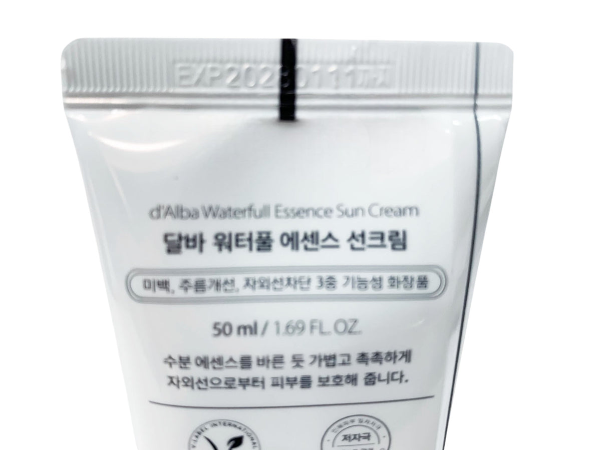 Waterproof SPF50+ Sun Protection Cream with Whitening & Anti-Aging Benefits