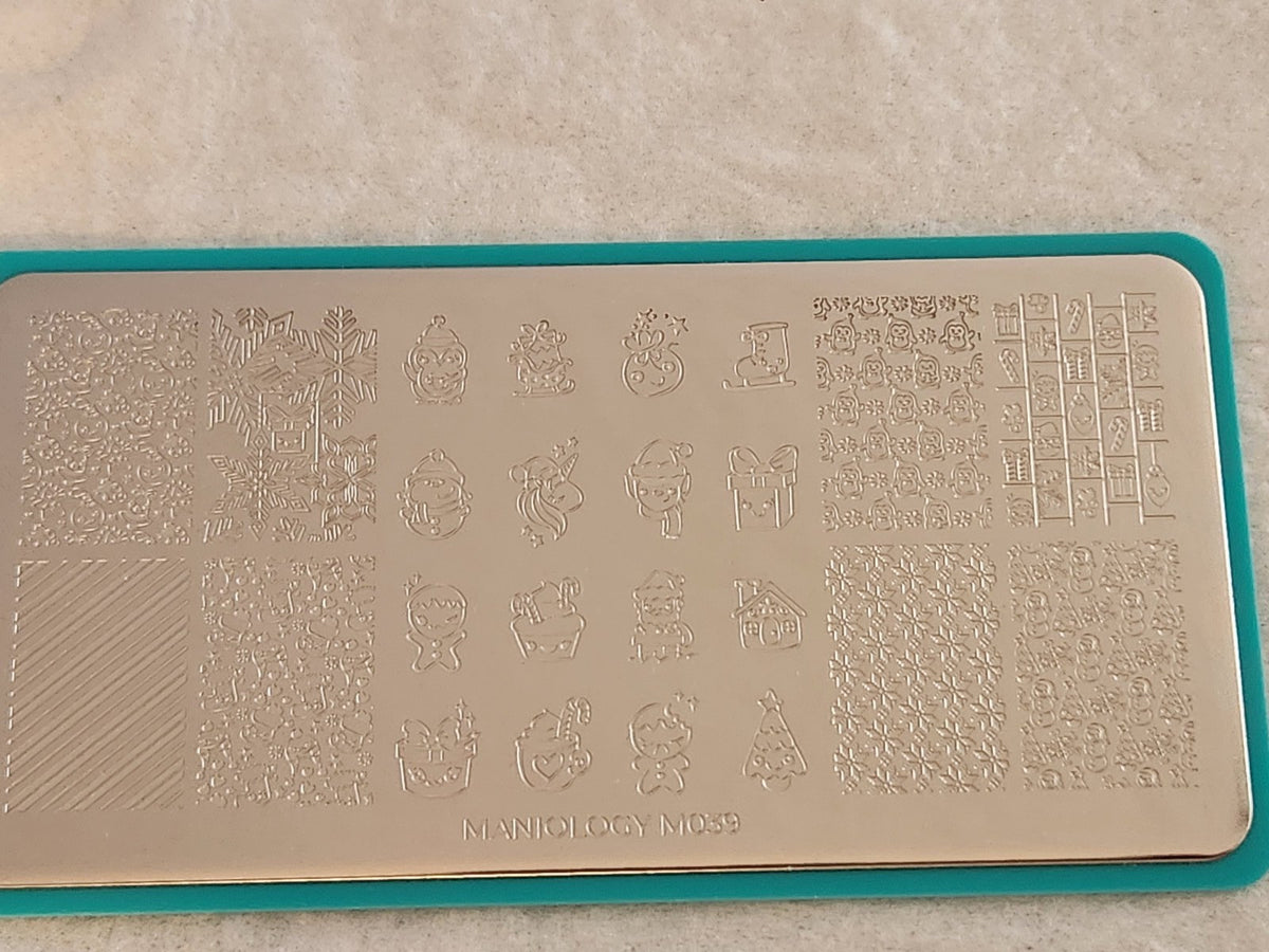 Maniology Nail Stamping Plate M039 - Kawaii Christmas Design