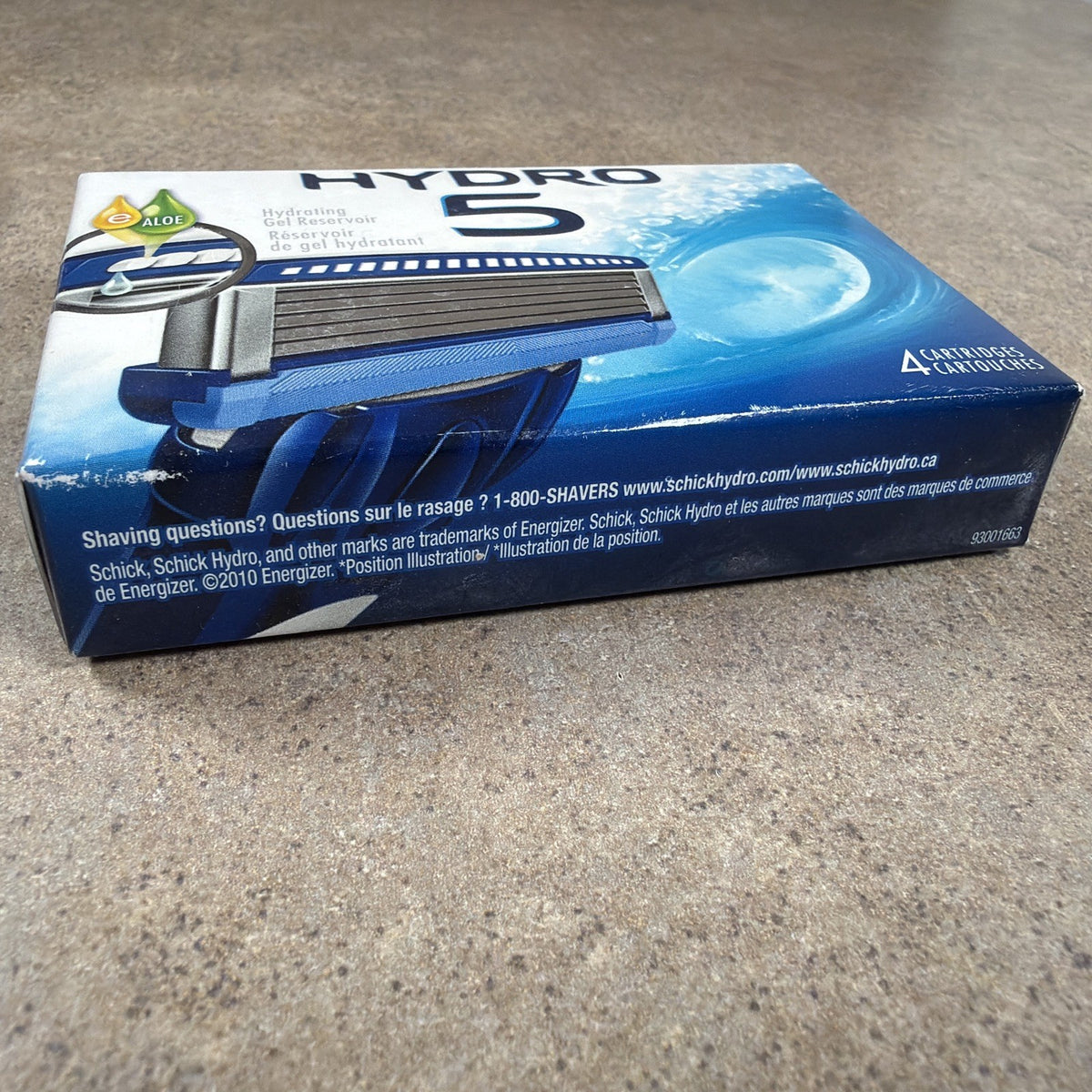 Schick Hydro 5 Hydrate Razor Blade Refills + Handle
