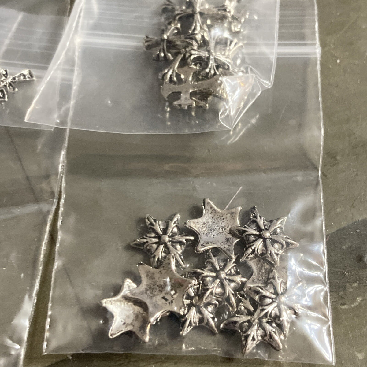 10 Packs of 10 Silver 3D Cross Nail Art Charms for Manicures