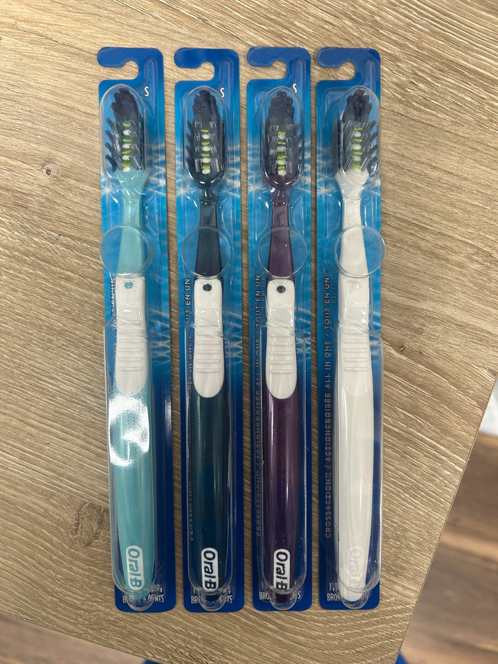 24 Pack Soft Manual Toothbrushes - CrossAction Plaque Removal & Gingivitis Reduction
