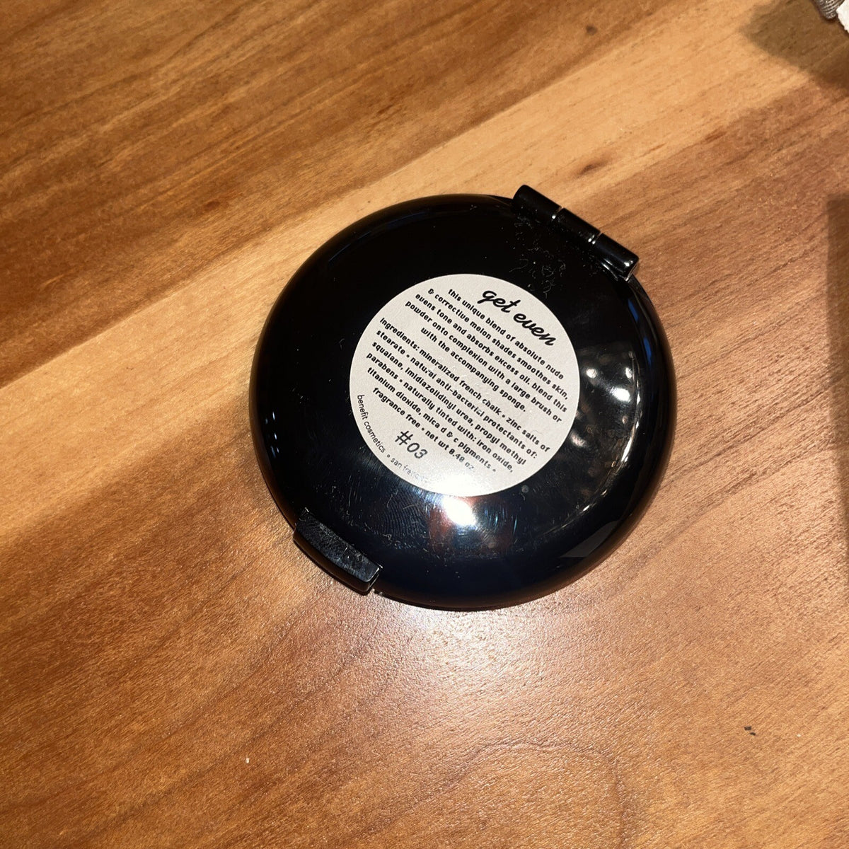Face Powder for Flawless Finish - Shade 03, Mattifying & Blurring