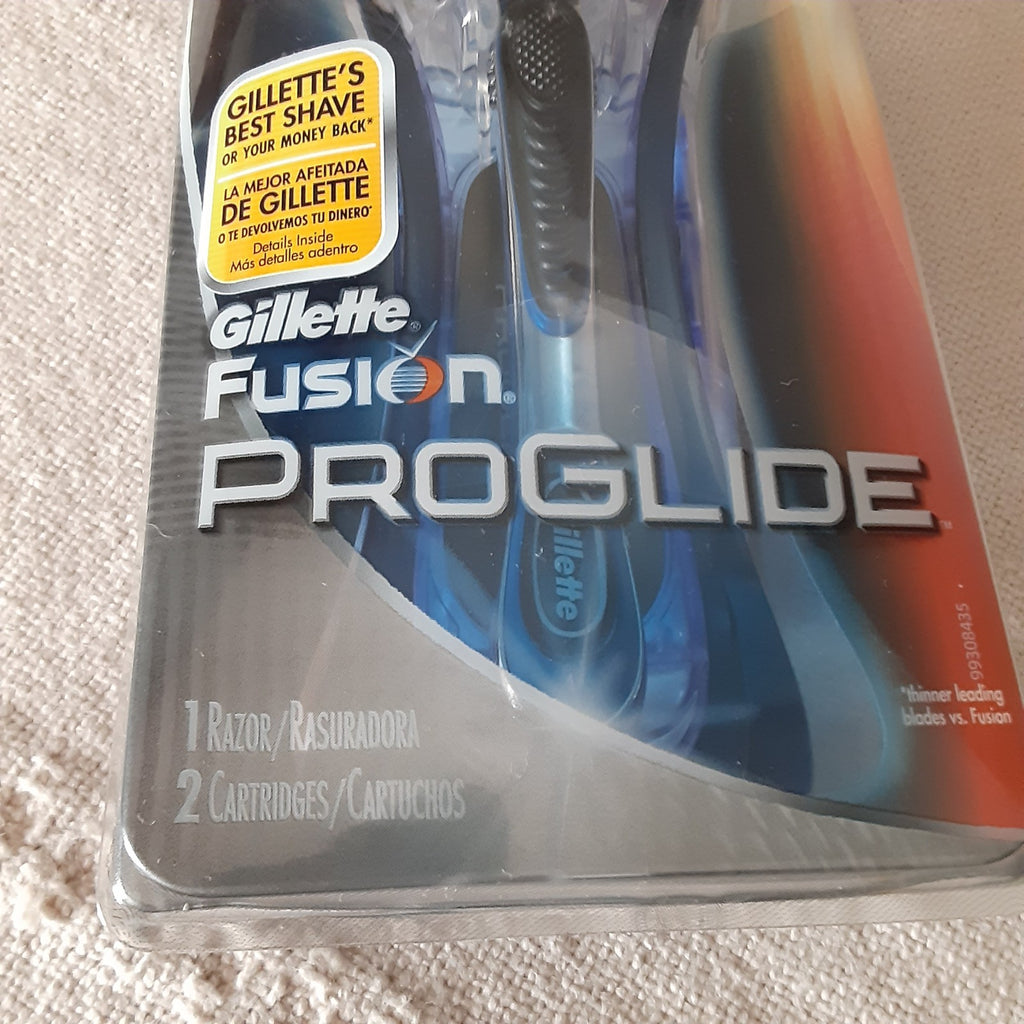Gillette Fusion ProGlide Razor Set with 2 Blade Cartridges - Sealed