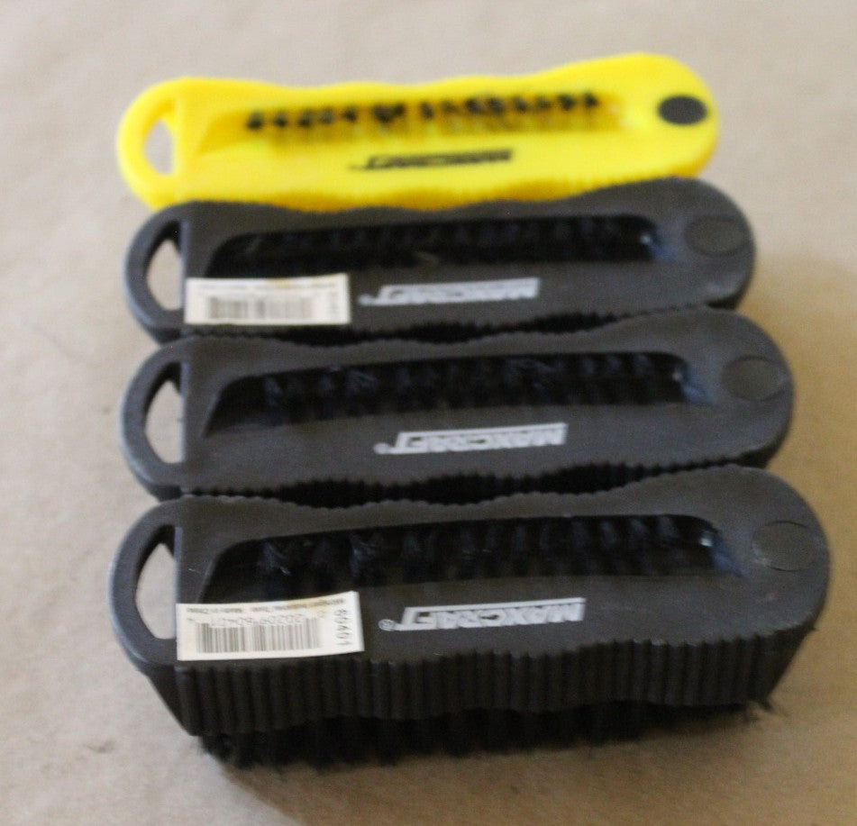 2-in-1 Utility and Nail Brush Set - 4 Pack